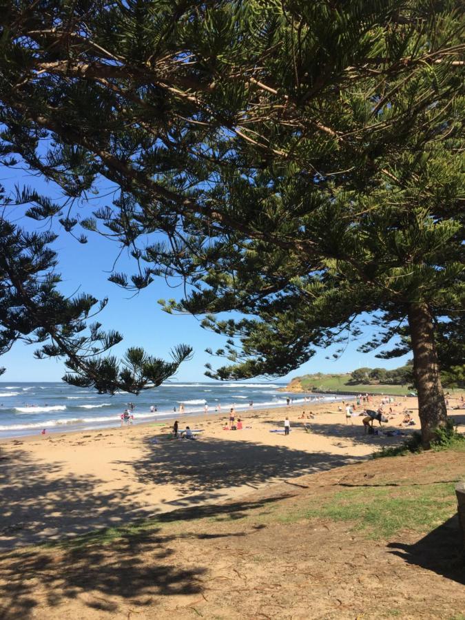 Max'S Beachside Holiday Home Torquay Bagian luar foto